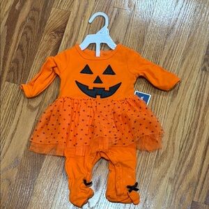 Baby Starters Pumpkin outfit 3 months